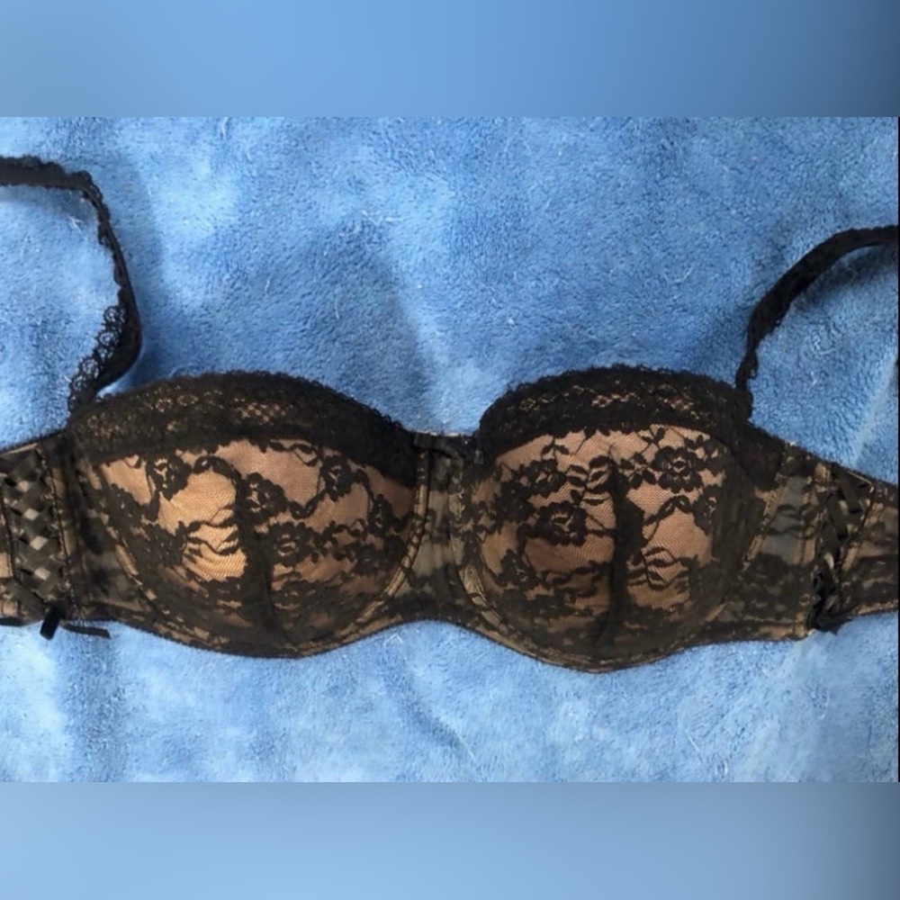 Adore Me SEXY Lace Bra 🔥